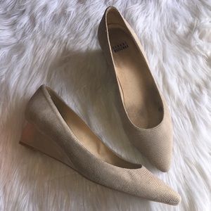 Stuart Weitzman Goosebump Napa Leather Wedge 7.5